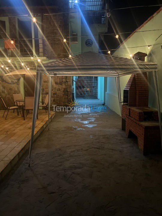 Casa para aluguel de temporada em Ubatuba (Pereque Açu)