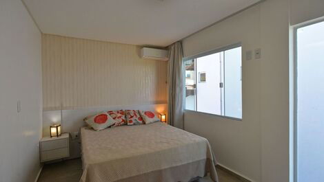 Apartment for 7 people, located on Mariscal beach.