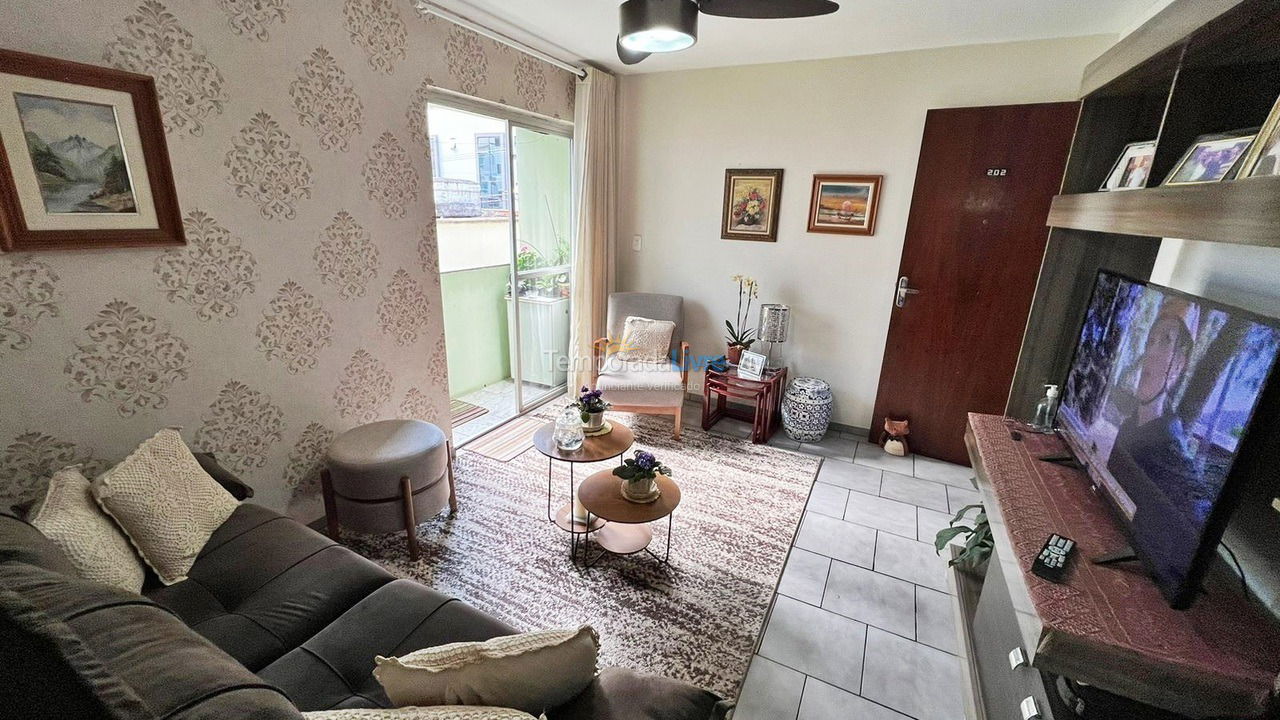 Apartamento para aluguel de temporada em Balneário Camboriú (Praia Central)