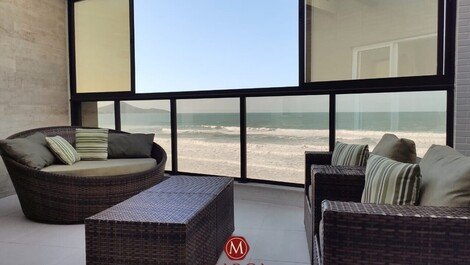 SEA FRONT PENTHOUSE ON CANTO GRANDE BEACH