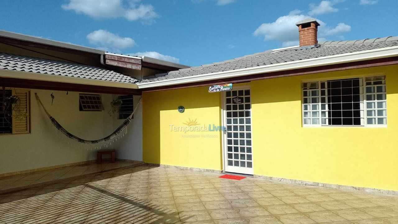 Casa para aluguel de temporada em águas de Lindóia (Jd Lazari)