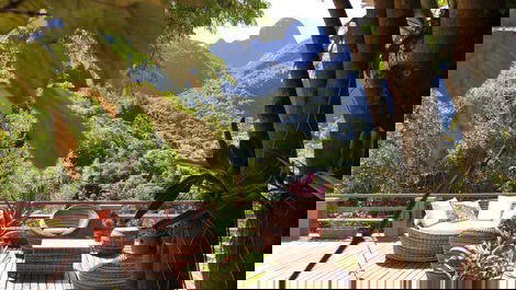 Casa Vista do Vale. A sua casa de férias em Petrópolis