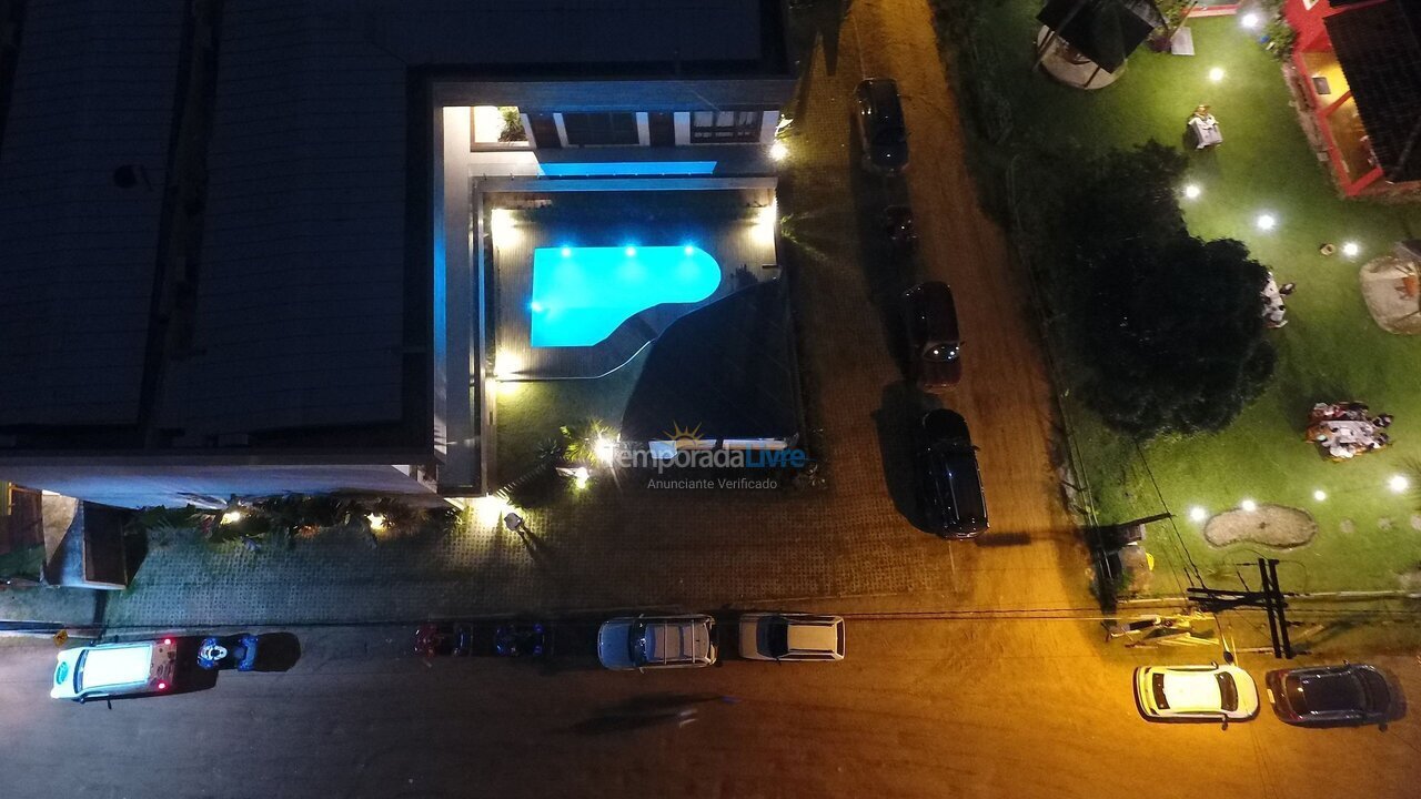 Apartamento para aluguel de temporada em Maraú (Centro)