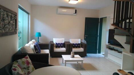 Barra do Sahy, SP. 4 bedrooms, pool, barbecue - 10 people, pet