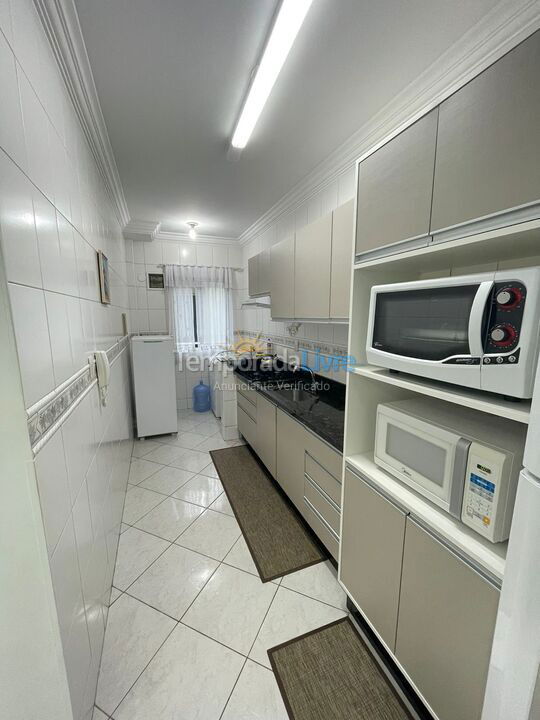 Apartamento para alquiler de vacaciones em Itapema (Meia Praia)