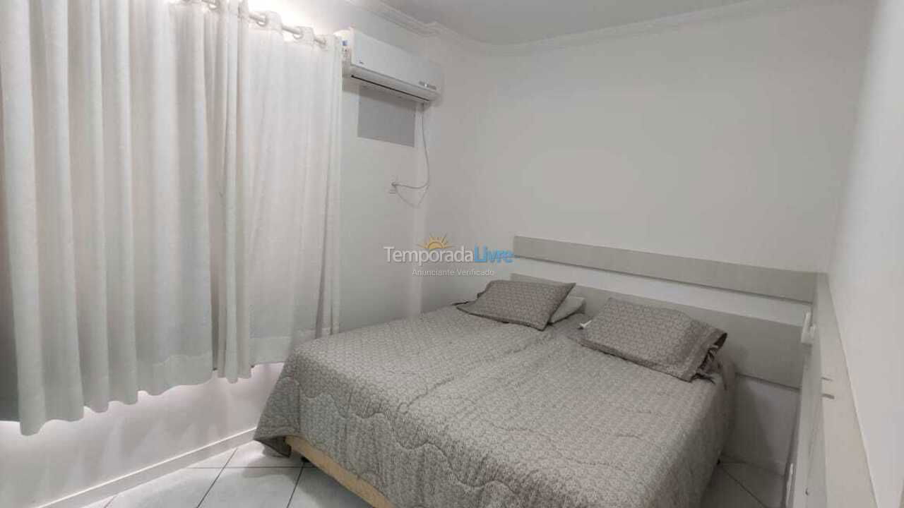 Apartment for vacation rental in Itapema (Centro)