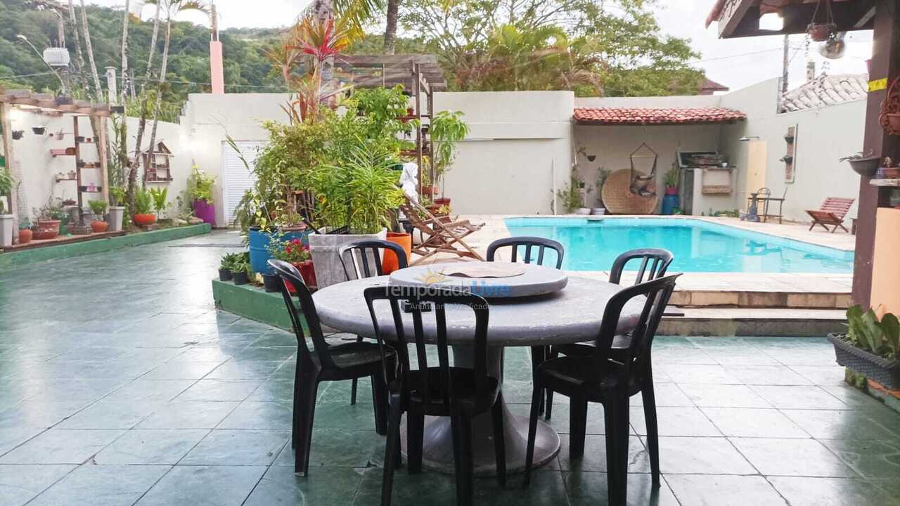 Casa para aluguel de temporada em Guarujá (Praia do Pernambuco)