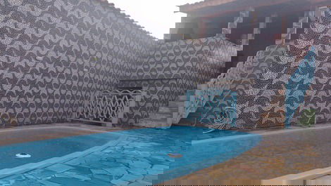 Casa com piscina em Mairiporã