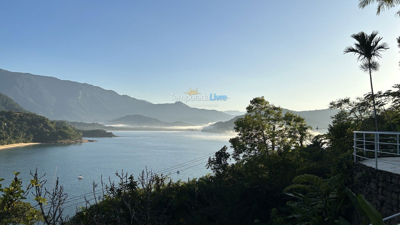 Casa para alquiler de vacaciones em Ubatuba (Praia Vermelha do Sul)