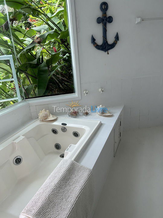 House for vacation rental in Ubatuba (Praia Vermelha do Sul)