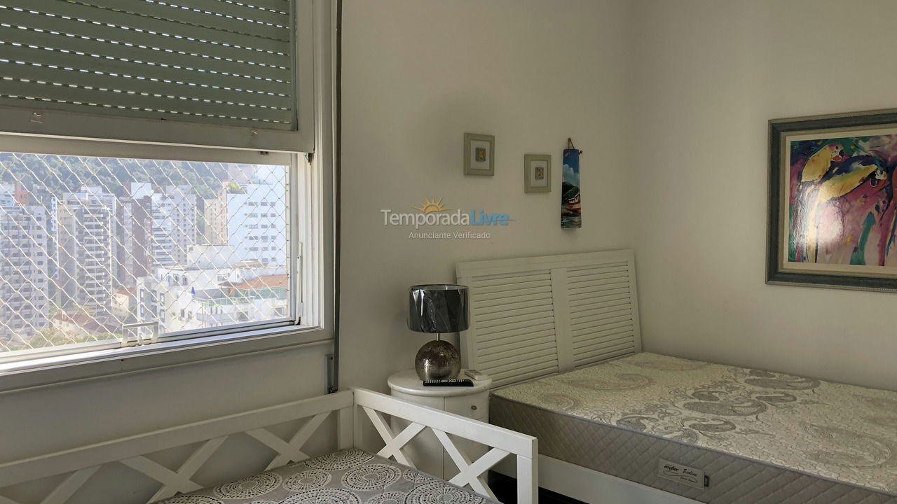 Apartamento para aluguel de temporada em Guarujá (Pitangueiras)