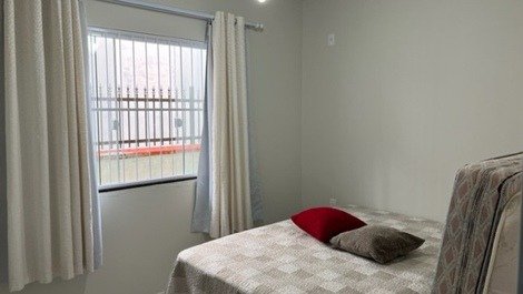 Propiedad nueva que contiene 1 dormitorio con aire acondicionado, 2 dormitorios, WI-FI, barbacoa