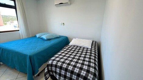 Apartamento de 3 dormitorios con vista al mar en la playa de Bombas/Bombinhas