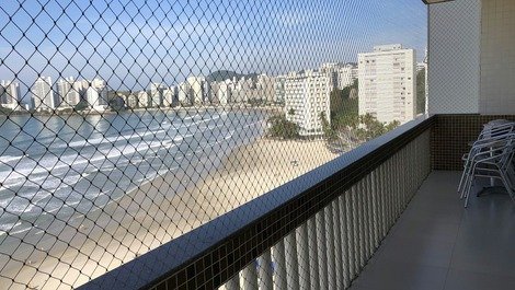 High Standard Apartment, with TOTAL front balcony to the sea