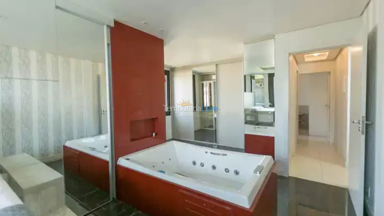 Apartamento para aluguel de temporada em Florianopolis (Praia dos Ingleses)