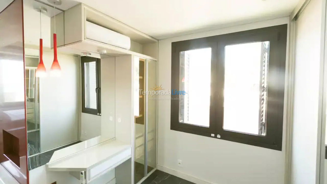 Apartamento para aluguel de temporada em Florianopolis (Praia dos Ingleses)