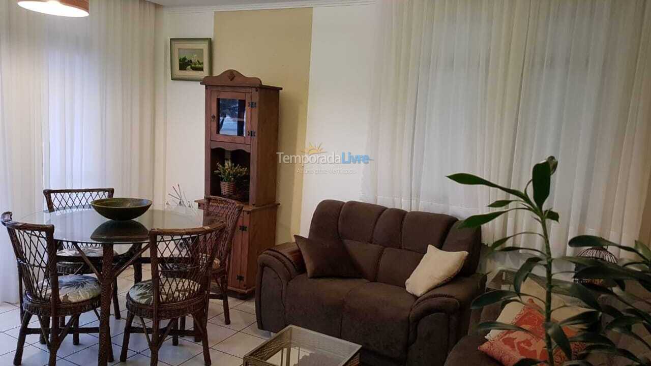 Apartamento para aluguel de temporada em Itapema (Meia Praia)