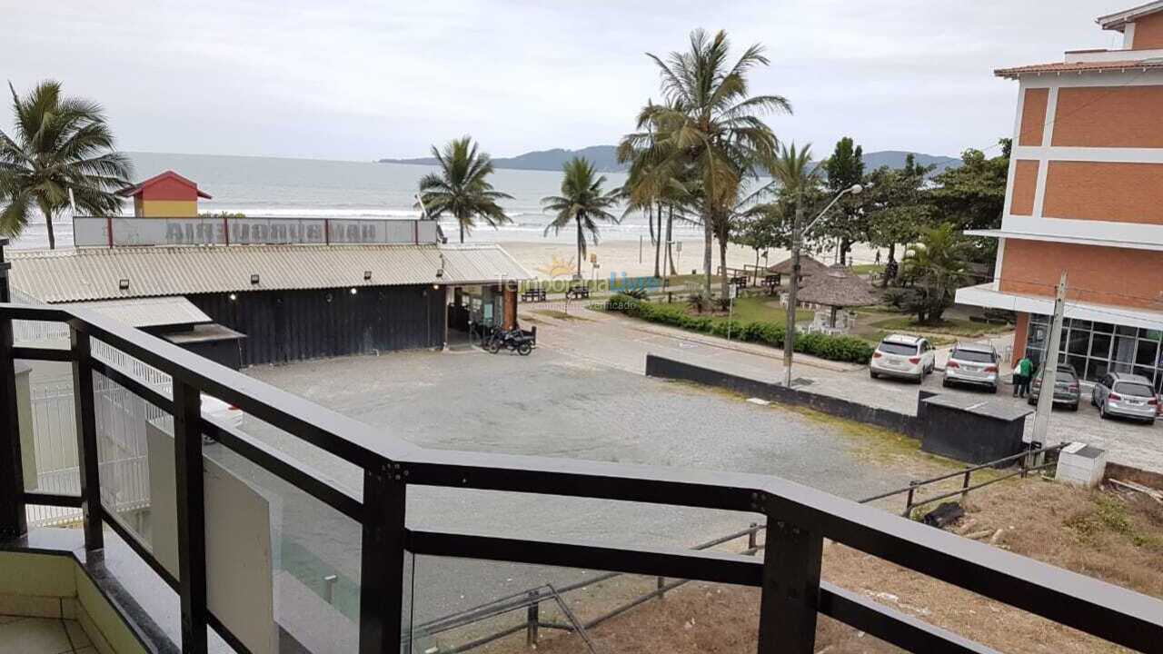 Apartamento para aluguel de temporada em Itapema (Meia Praia)