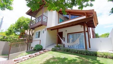Casa para alugar em Bombinhas - Rua Angelim