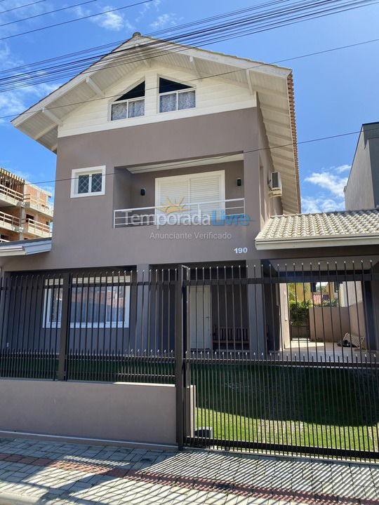 Casa para alquiler de vacaciones em Bombinhas (Canto Grande)