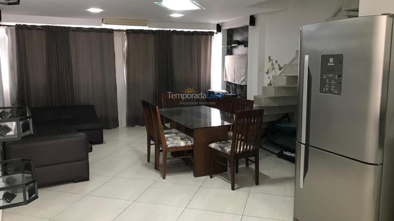 Apartment for vacation rental in Guarujá (Praia do Tombo)