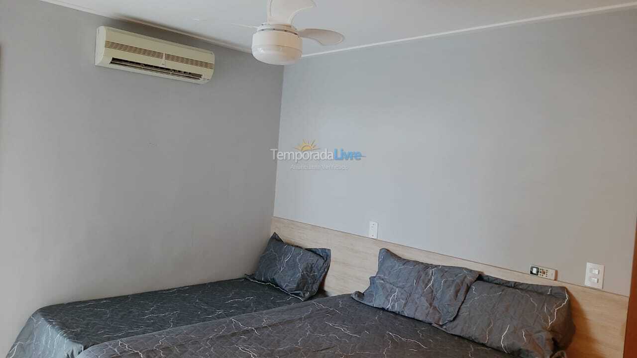 Apartamento para aluguel de temporada em Guarujá (Astúrias)