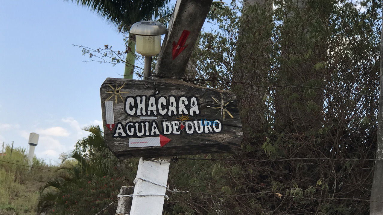 Granja para alquiler de vacaciones em Socorro (Rancho Alegre)