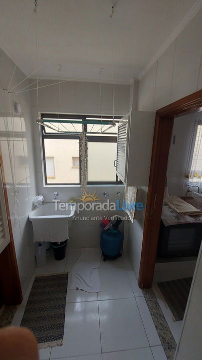 Apartamento para aluguel de temporada em Guarujá (Enseada)