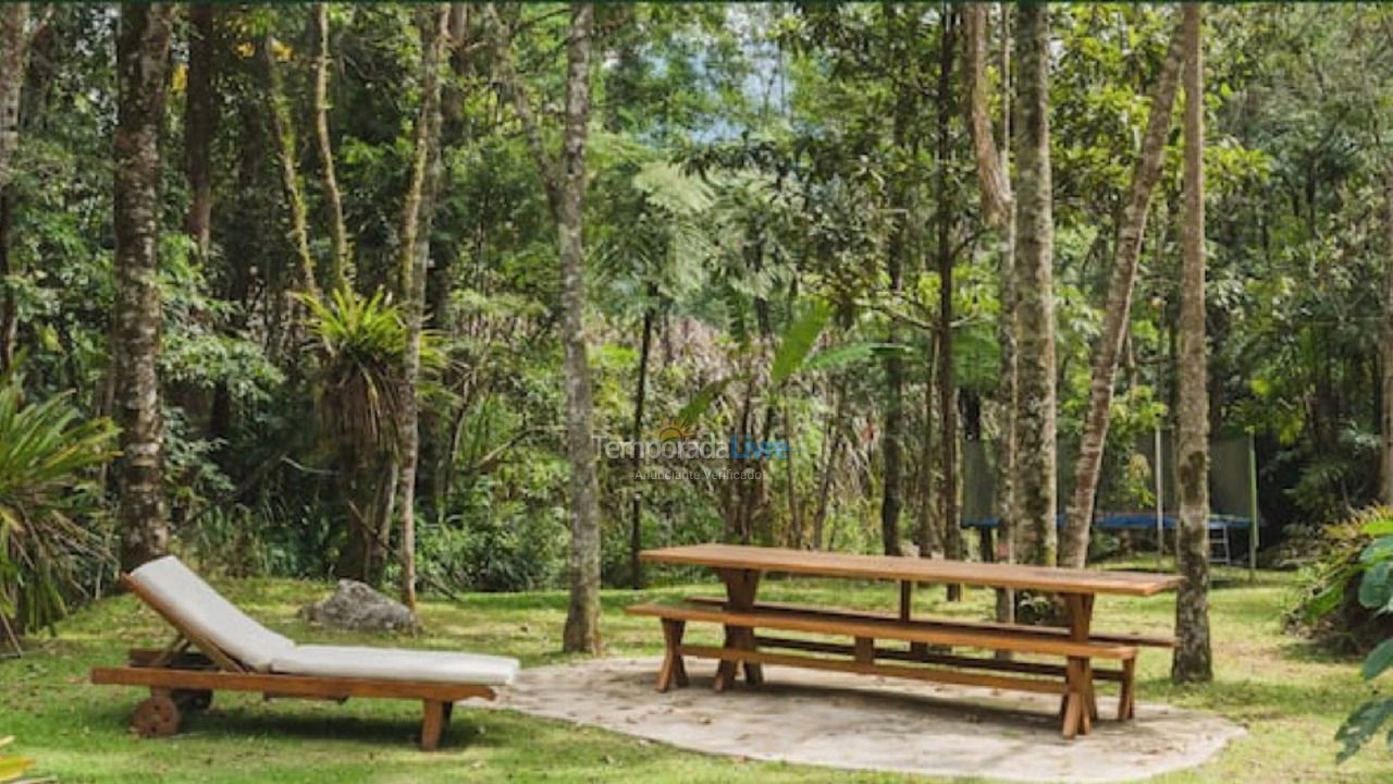 Casa para aluguel de temporada em São José dos Campos (Sao Francisco Xavier)