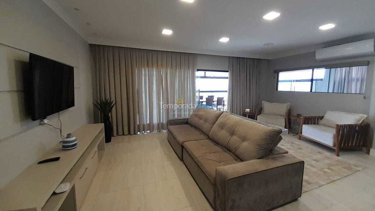 Apartamento para aluguel de temporada em Itapema (Meia Praia)