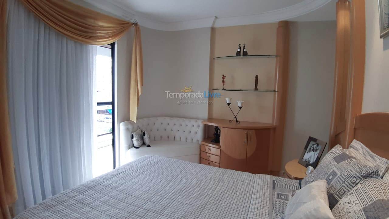 Apartment for vacation rental in Itapema (Meia Praia)