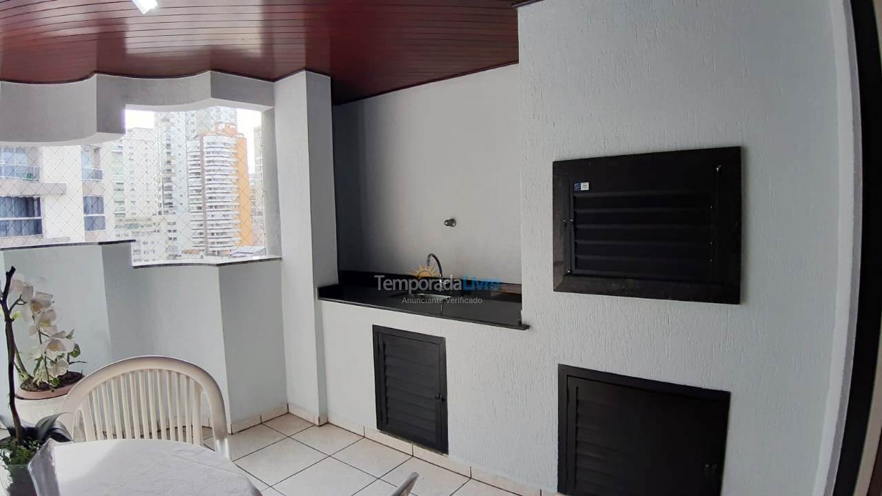 Apartment for vacation rental in Itapema (Meia Praia)