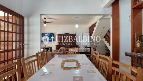 Excellent House 100 meters from the sea in Cachoeira do Bom Jesus for Summer