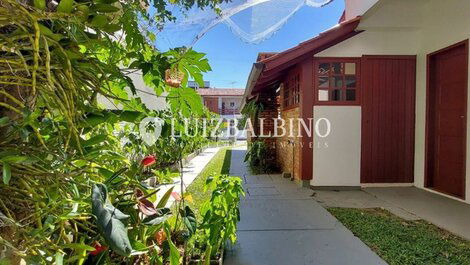 Excelente Casa a 100 metros del mar en Cachoeira do Bom Jesus para Verano