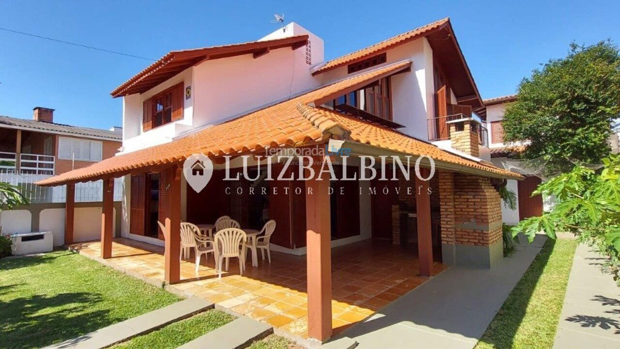 Casa para aluguel de temporada em Florianópolis (Cachoeira do Bom Jesus)