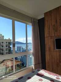 SEA FRONT APARTMENT, HALF BEACH - ITAPEMA SC