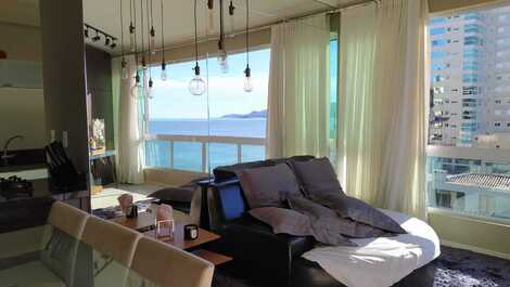 SEA FRONT APARTMENT, HALF BEACH - ITAPEMA SC