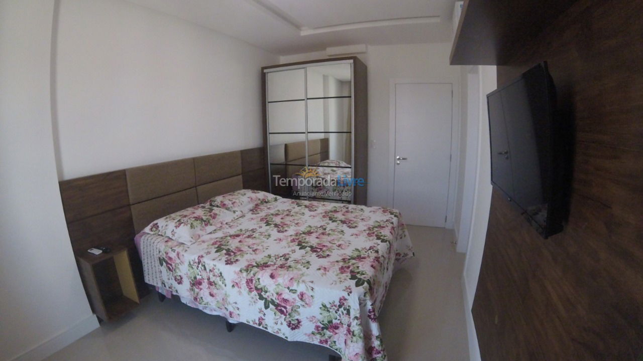 Apartment for vacation rental in Itapema (Meia Praia)