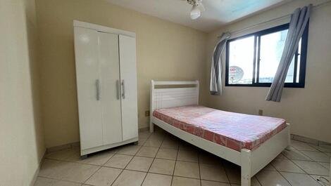 3 dormitorios con 2 suites, final de Praia do Morro. Ed O Mar Prata