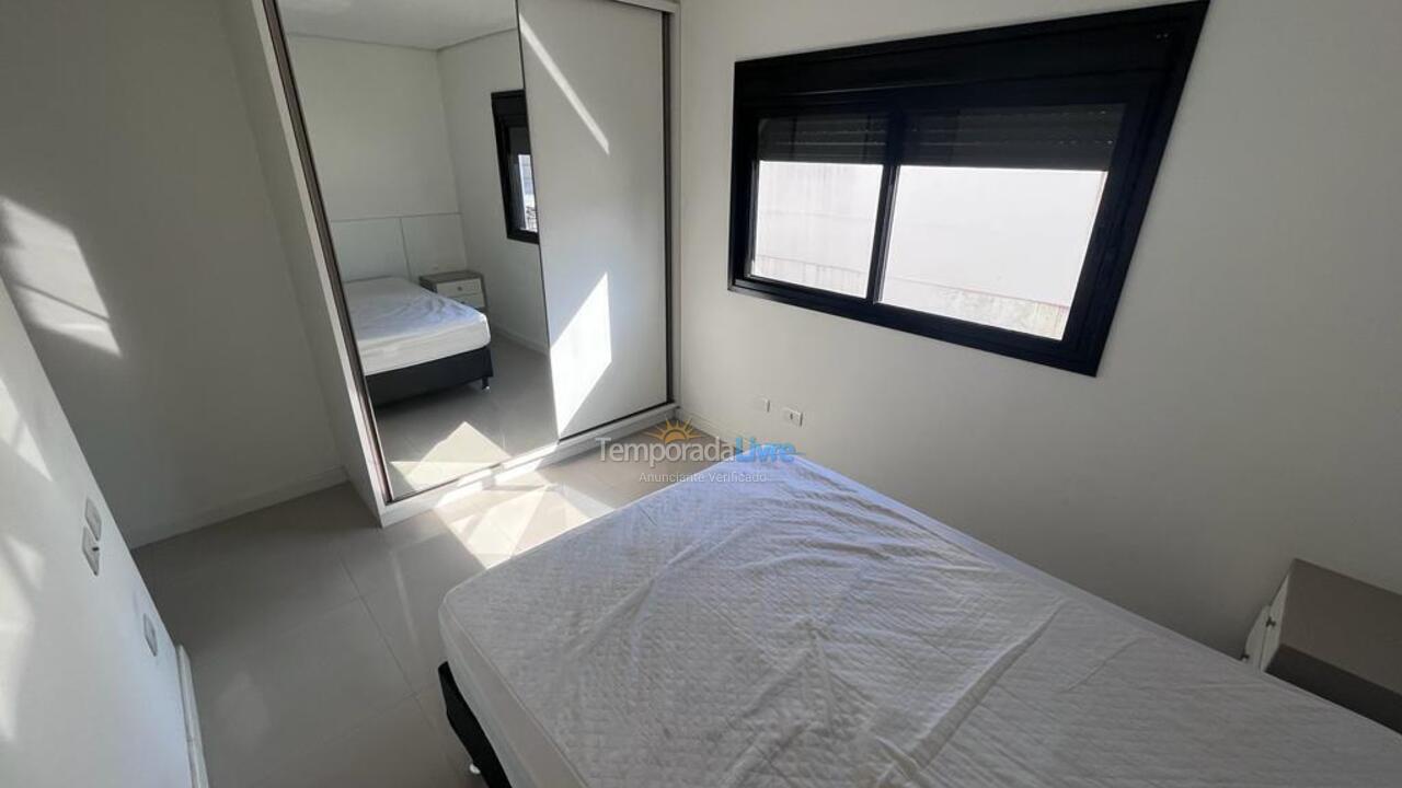 Apartamento para aluguel de temporada em Florianopolis (Canasvieiras)