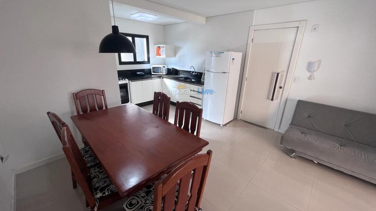 Apartamento para aluguel de temporada em Florianopolis (Canasvieiras)