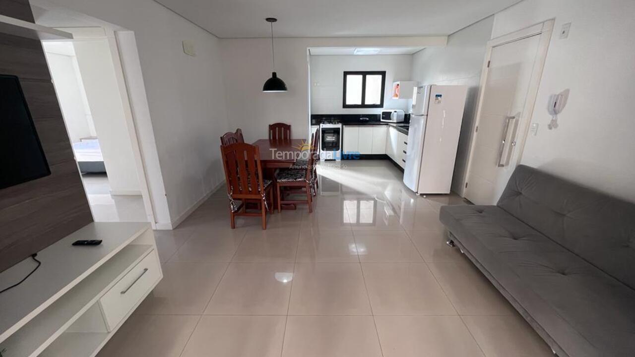 Apartamento para aluguel de temporada em Florianopolis (Canasvieiras)