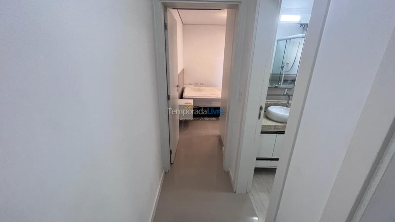 Apartamento para aluguel de temporada em Florianopolis (Canasvieiras)