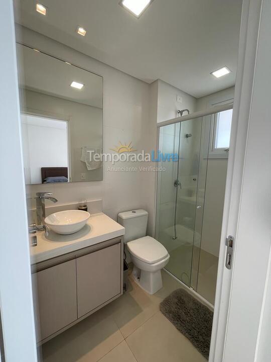 Apartamento para aluguel de temporada em Florianopolis (Praia dos Ingleses)