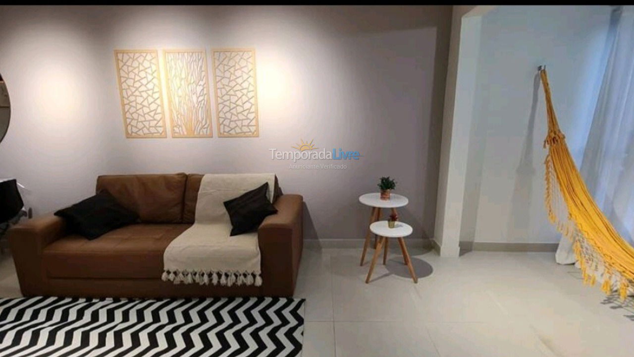 Apartamento para aluguel de temporada em Vila Velha (Praia de Itapua)