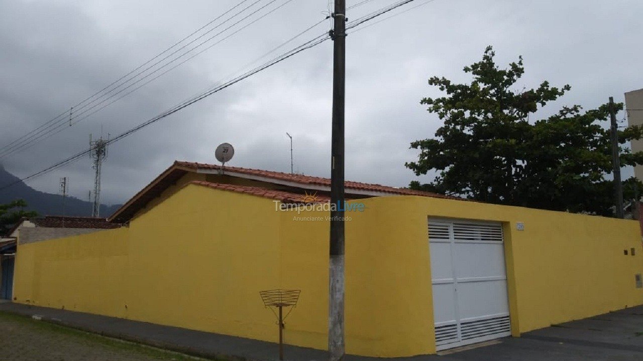 Casa para alquiler de vacaciones em Caraguatatuba (Indaiá)
