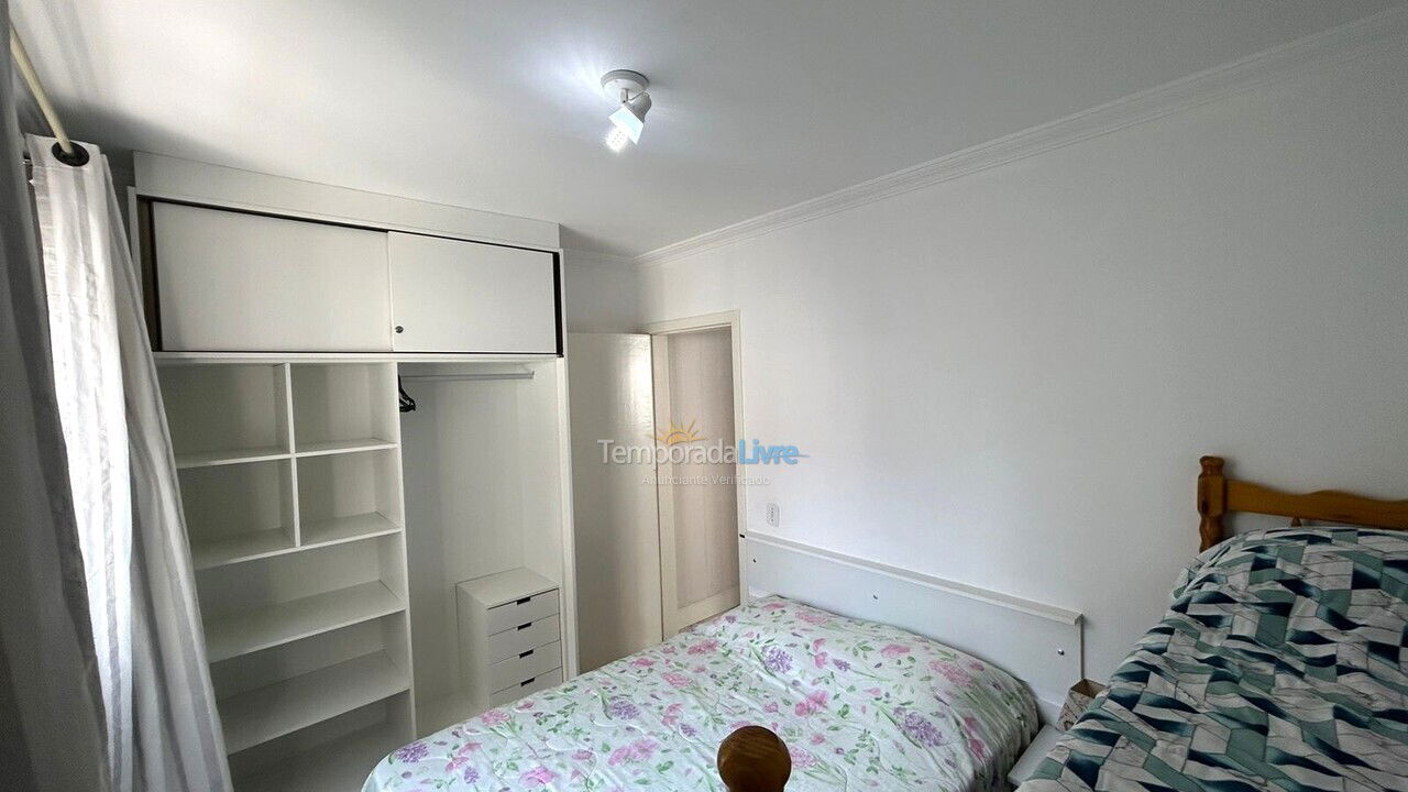 Apartamento para aluguel de temporada em Bombinhas (Praia de Bombas)