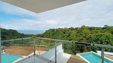 Casa Falésia with a view in a gated community