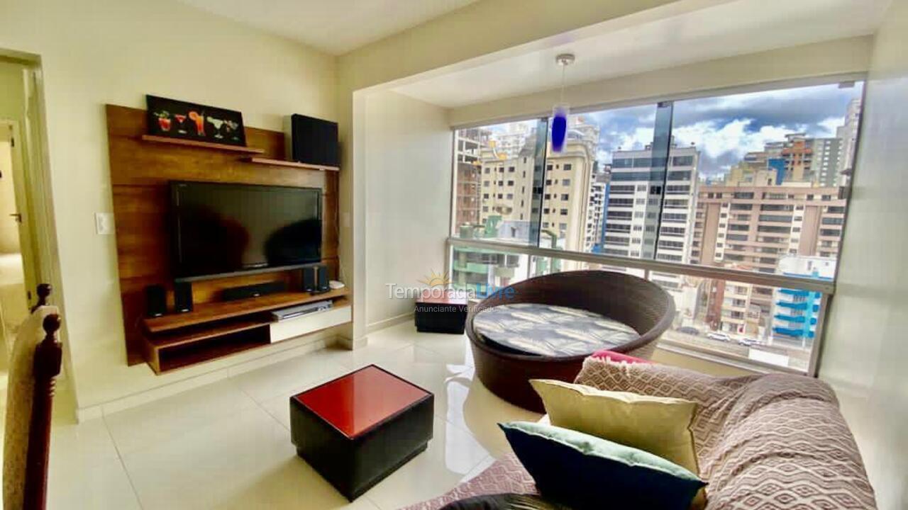 Casa para aluguel de temporada em Itapema (Meia Praia)