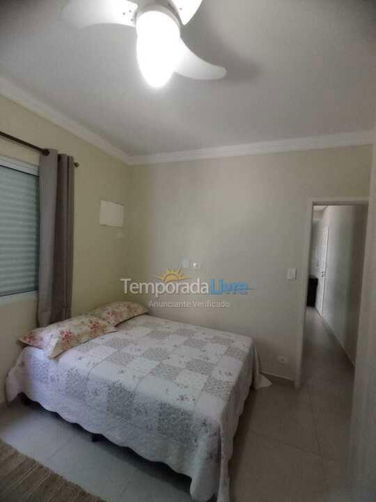 Apartamento para aluguel de temporada em Guarujá (Enseada)